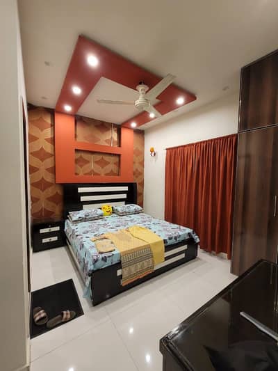 2 bed For rent Females Only ( no family) House floor