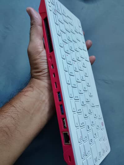 Raspberry Pi 400  Computer– 4GB RAM