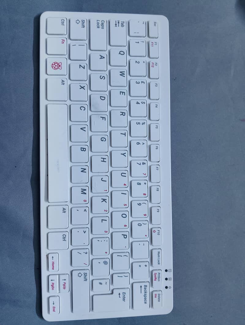 Raspberry Pi 400  Computer– 4GB RAM 8