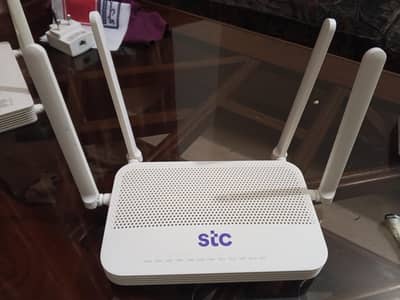 Huawei HG8245W5 is a dual-band GPON router. whatsapp 0313 7874773