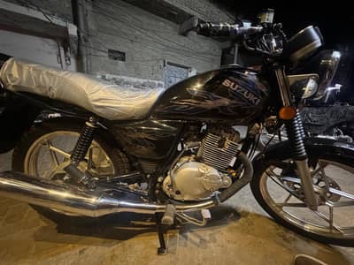 Suzuki GS 150 SE 2022
