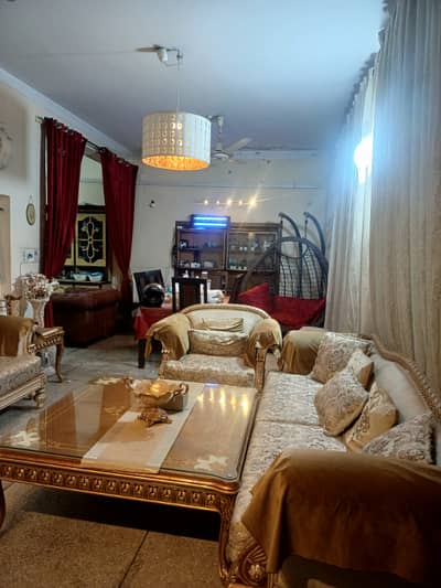 Prime Location Old Single Storey House On 30' Road For SALE