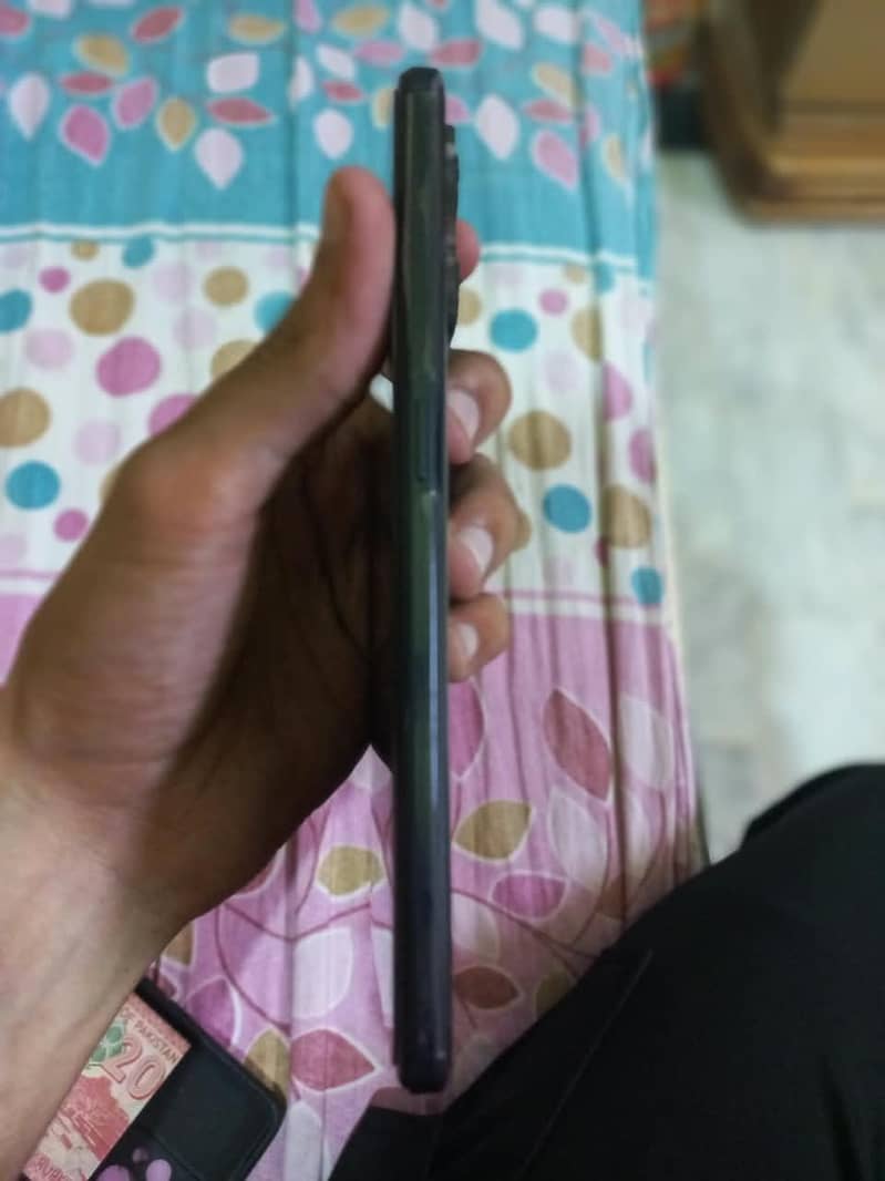 Realme 9 4