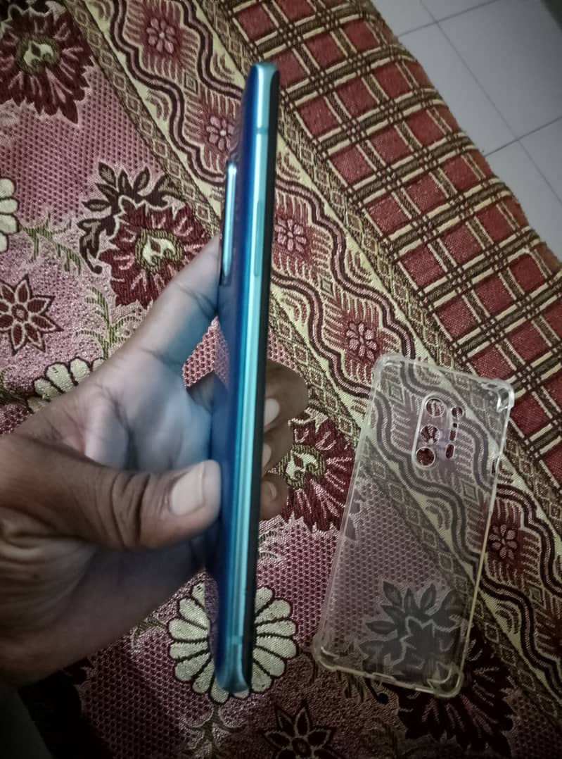 One Plus 8 Pro 7