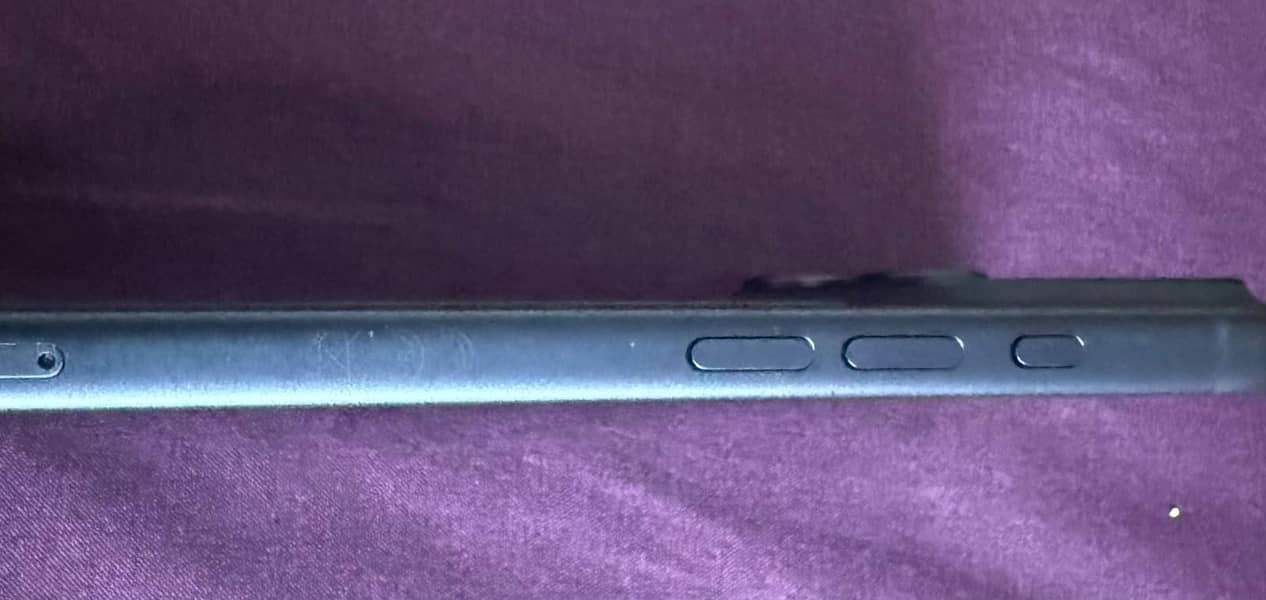Apple iPhone 17 Pro Max 1