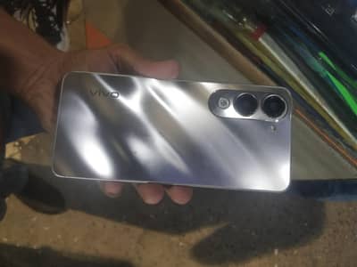 Vivo Y04