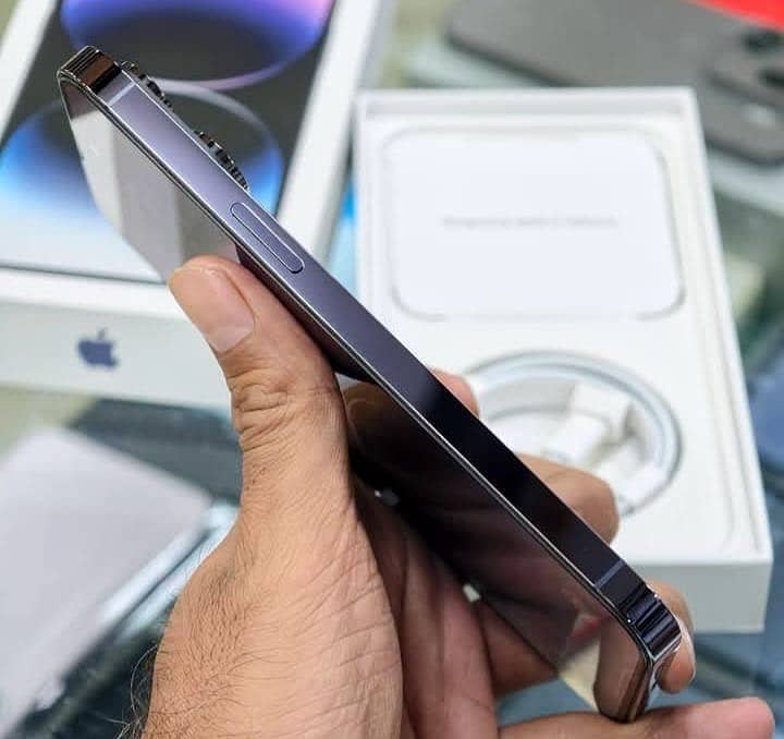 Apple iPhone 14 Pro Max 4