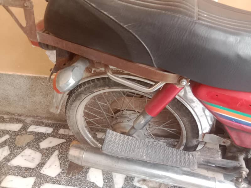 Honda CD 70 5