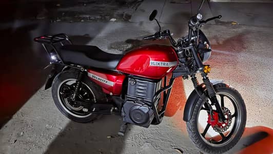 velectra velocity 180SE