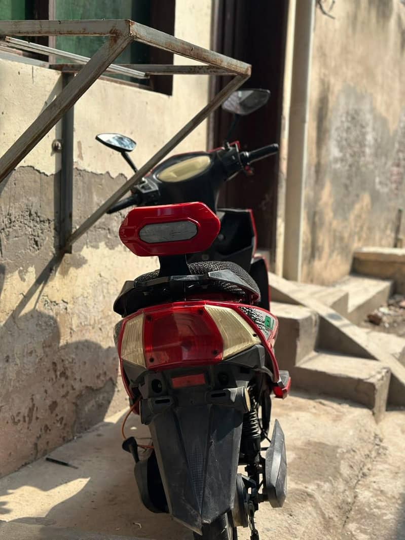 scooty ol 9