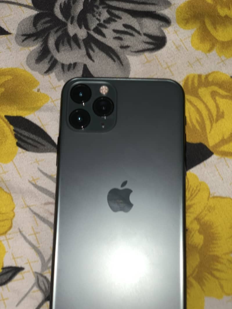 Apple iPhone 11 Pro 3