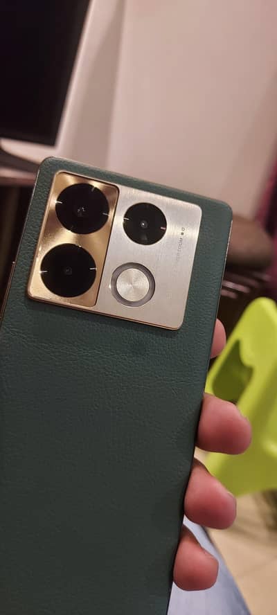 Infinix Note 40 Pro