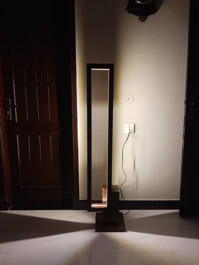 aesthetic wooden lamp