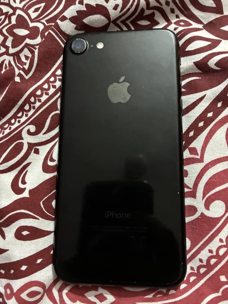 Apple iPhone 7 7