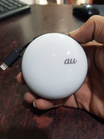 Apple made in japan wired charger for old models