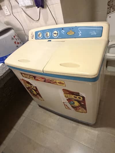 Meco Twin Tub Washing Machine