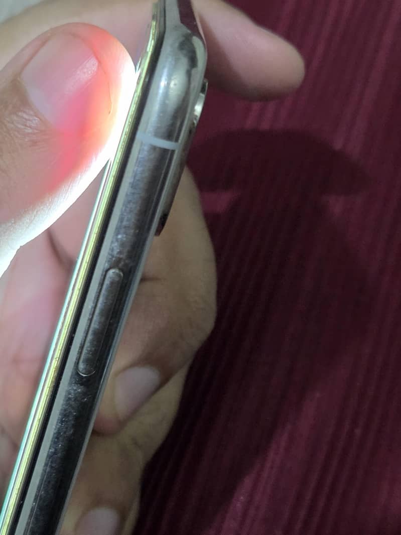 Apple iPhone X 6