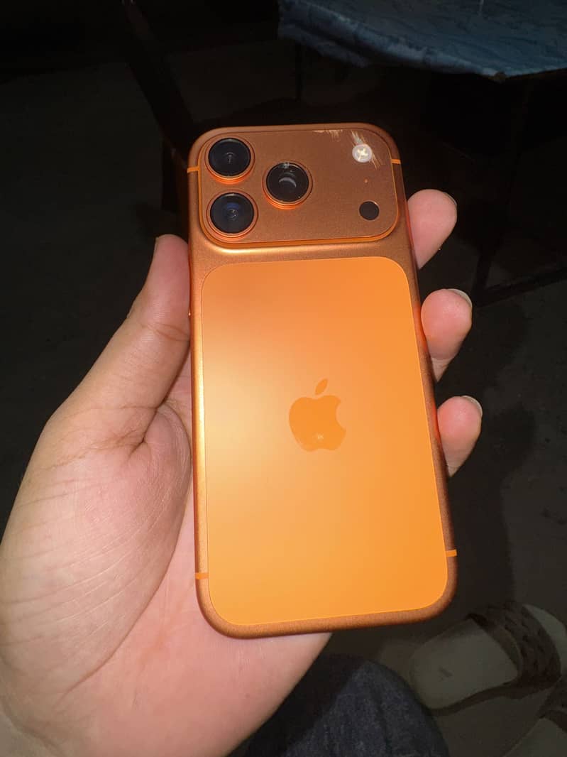 Apple iPhone 17 Pro 0