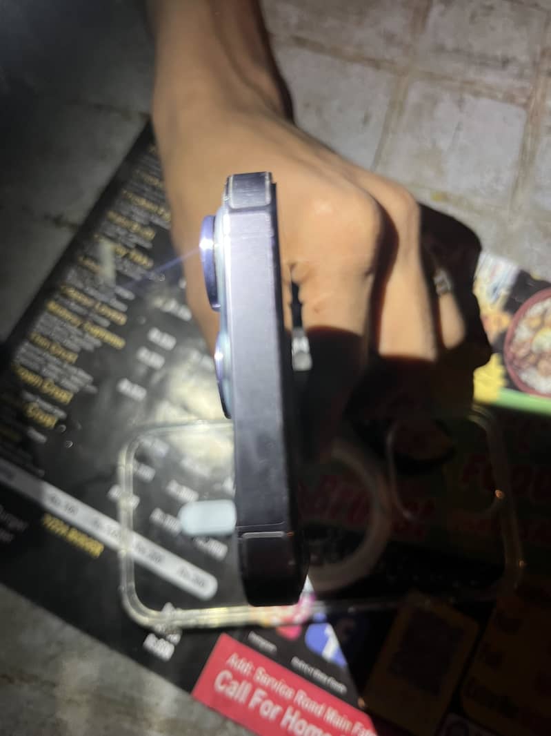 Apple iPhone 14 Pro 2