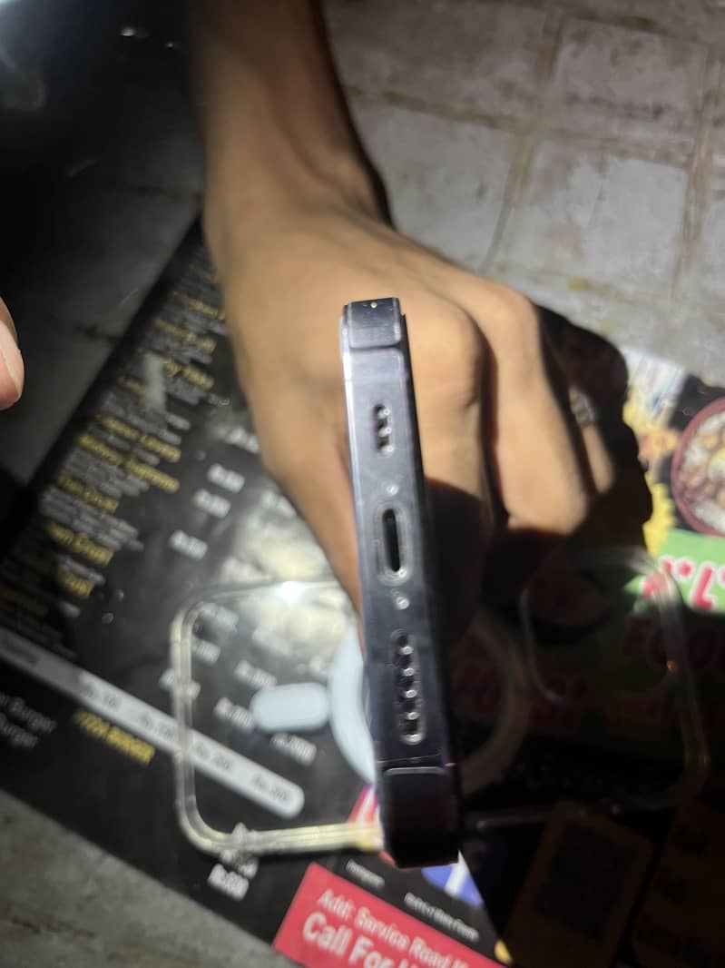Apple iPhone 14 Pro 3