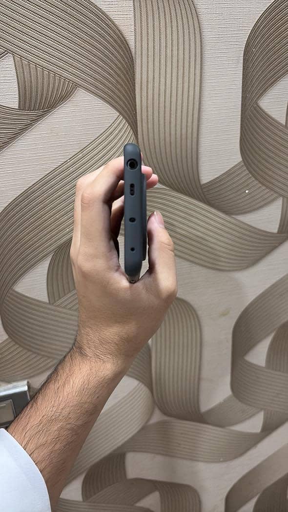 Xiaomi Redmi Note 14 Pro 0