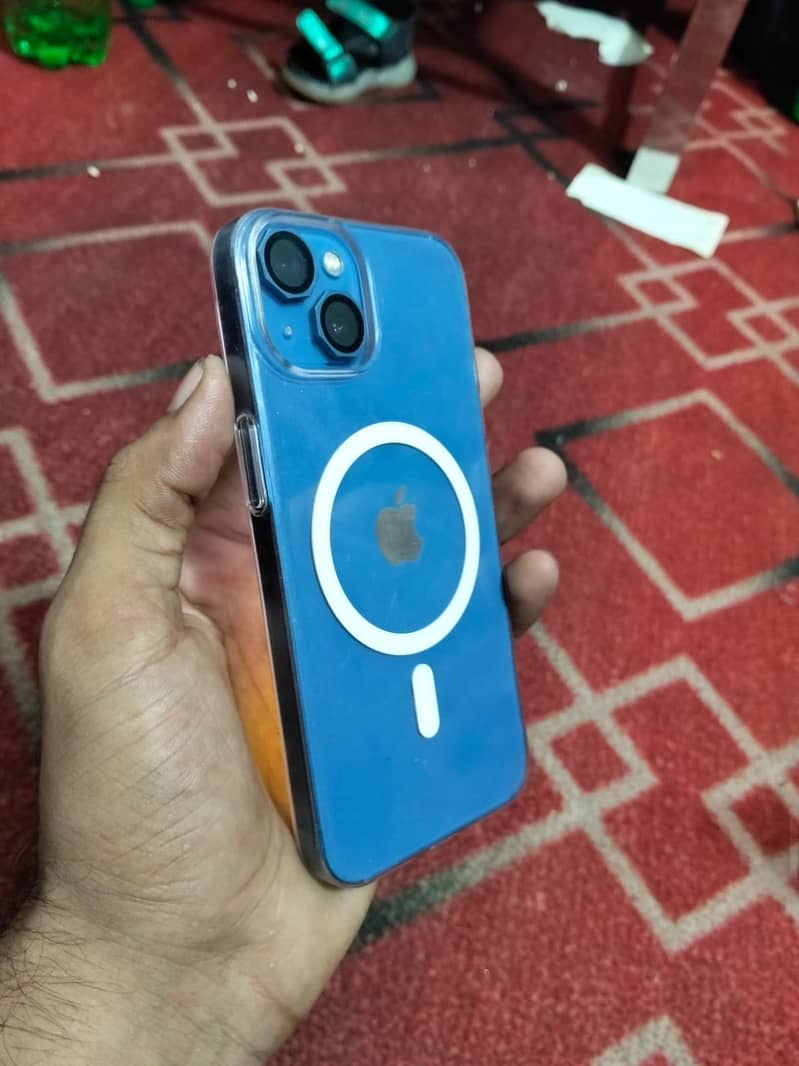 Apple iPhone 13 18
