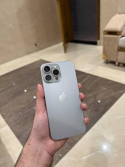 Apple iPhone 16 Pro Max factory