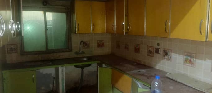 4.5 Marla House double story 3 bijli meter 1 gas