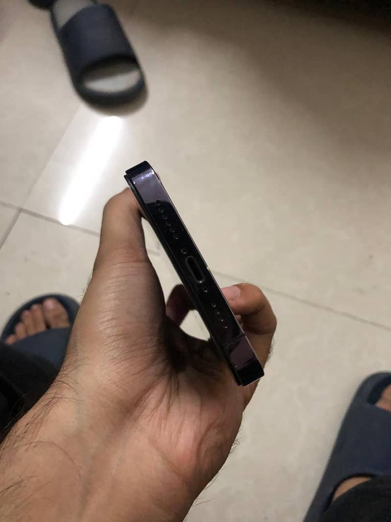Apple iPhone 14 Pro Max 8
