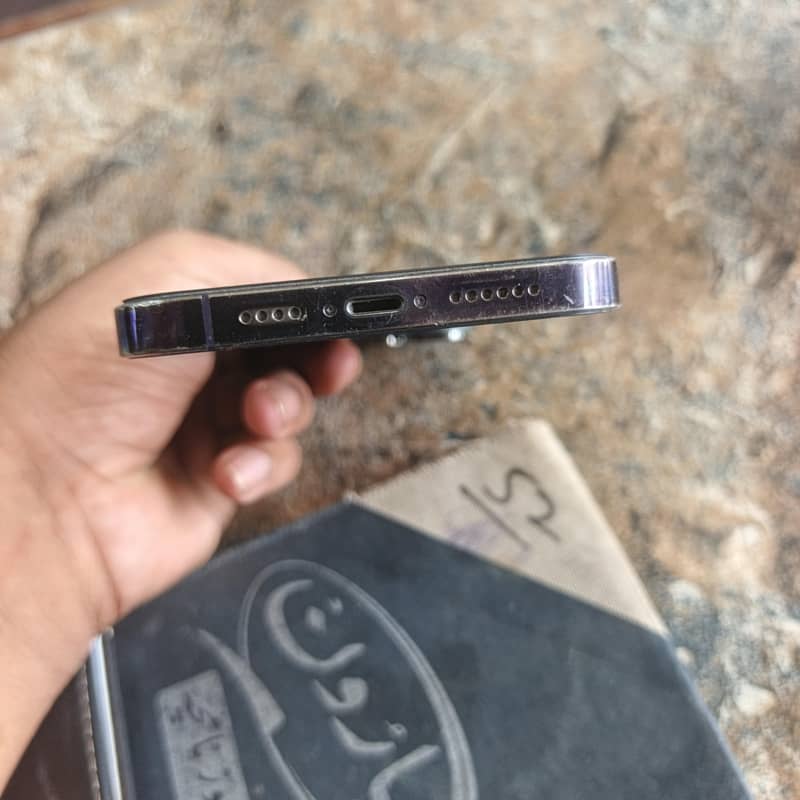 Apple iPhone 14 Pro Max 4
