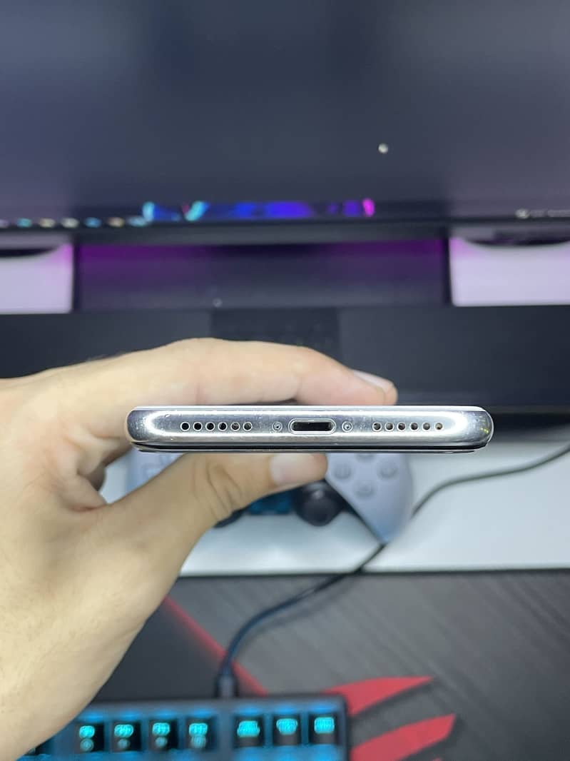 Apple iPhone X Pta 4
