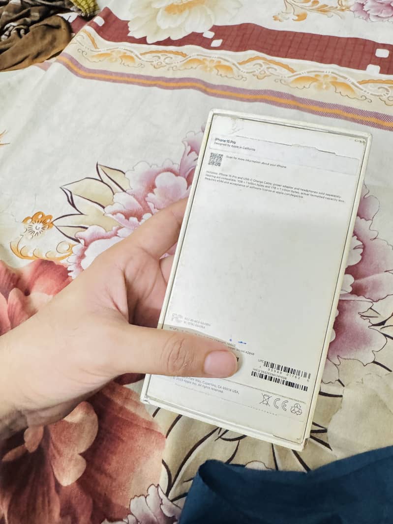 Apple iPhone 15 Pro 1