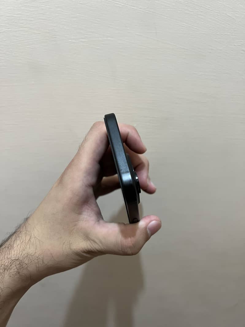 Apple iPhone 15 jv 1