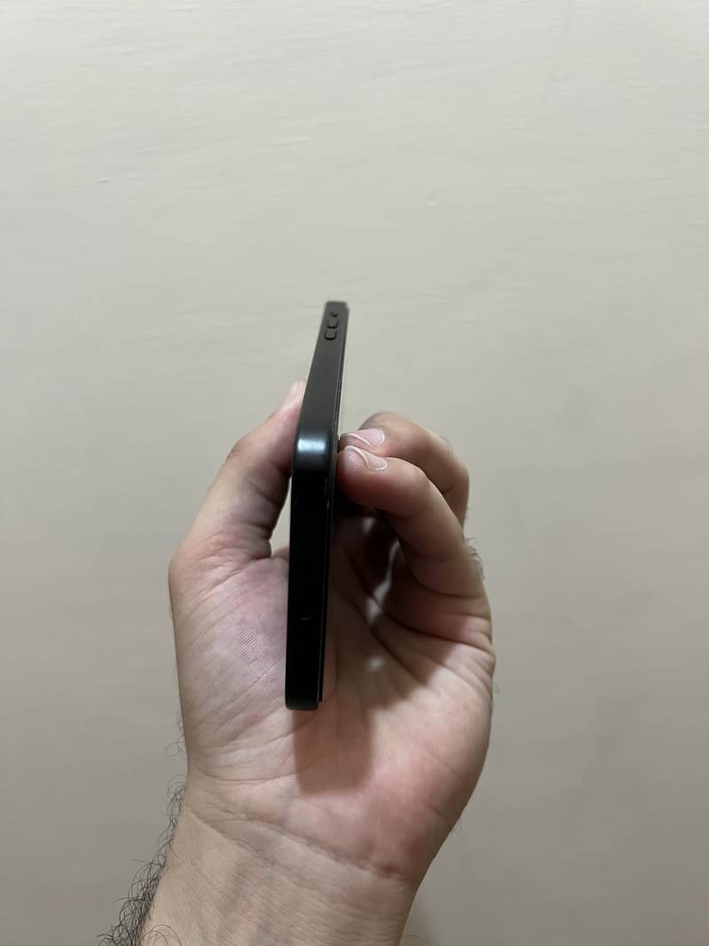 Apple iPhone 15 jv 5