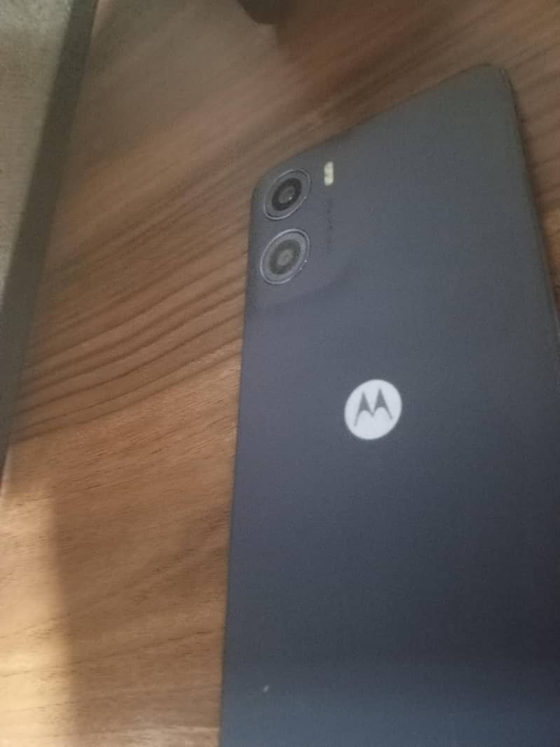 moto e15 2+2/64 1