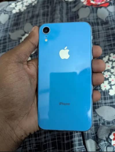 Apple iPhone XR