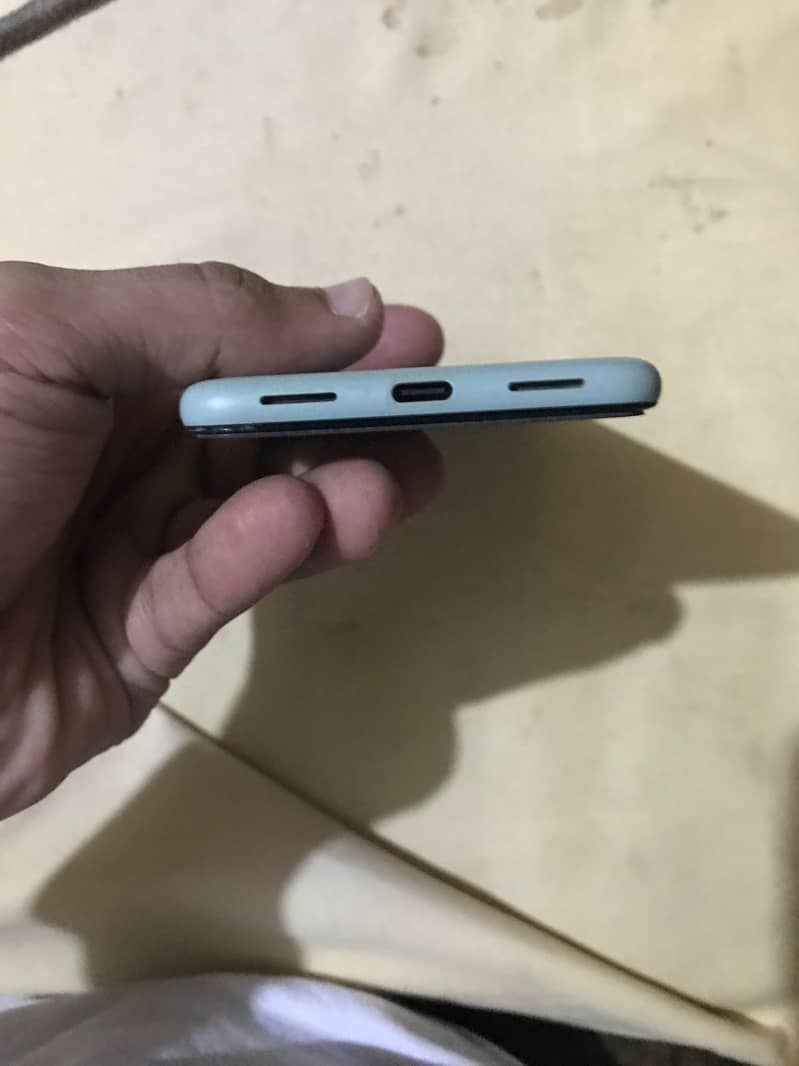 Google Pixel 5 4