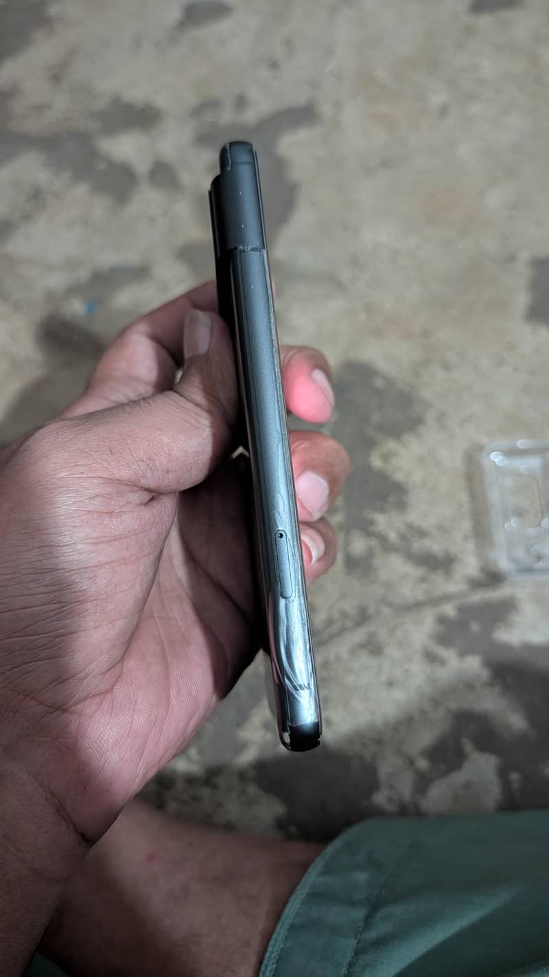 Google Pixel 8 2