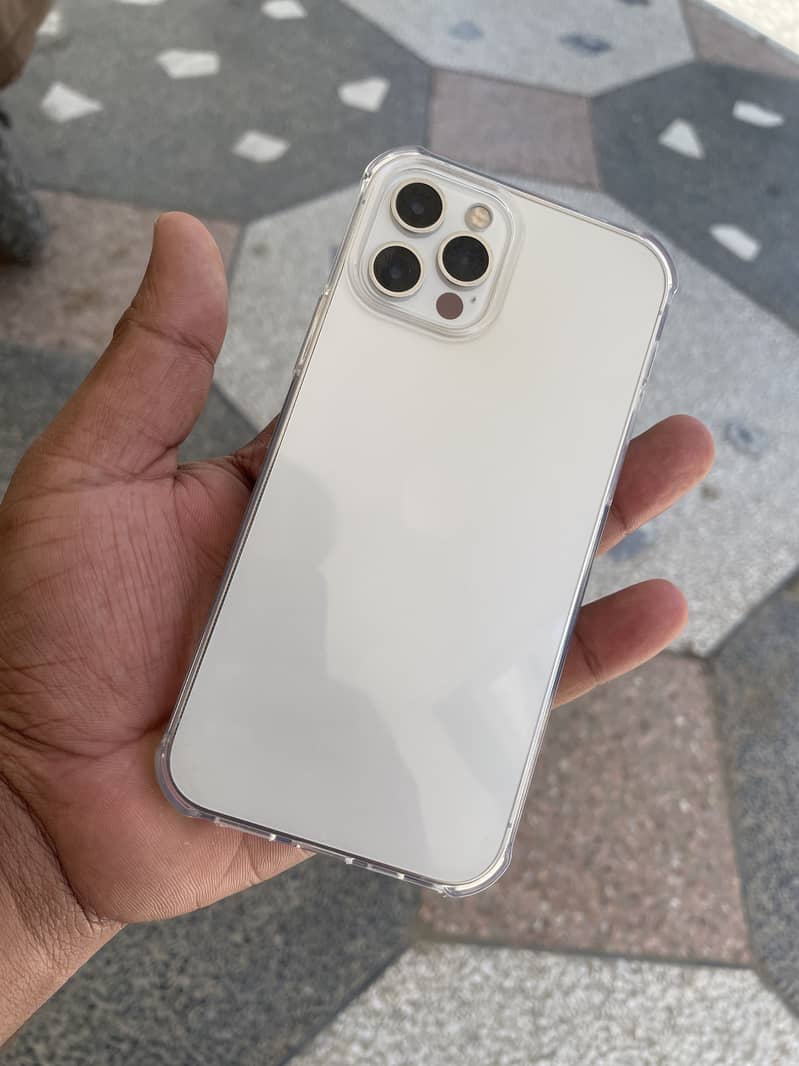 Apple iPhone 12 Pro 1