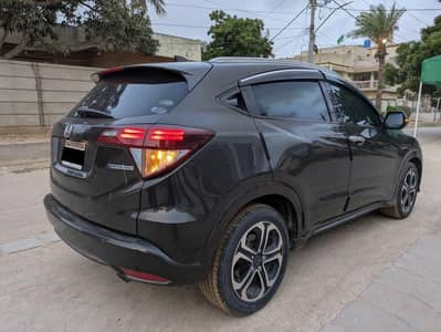 Honda Vezel 2015