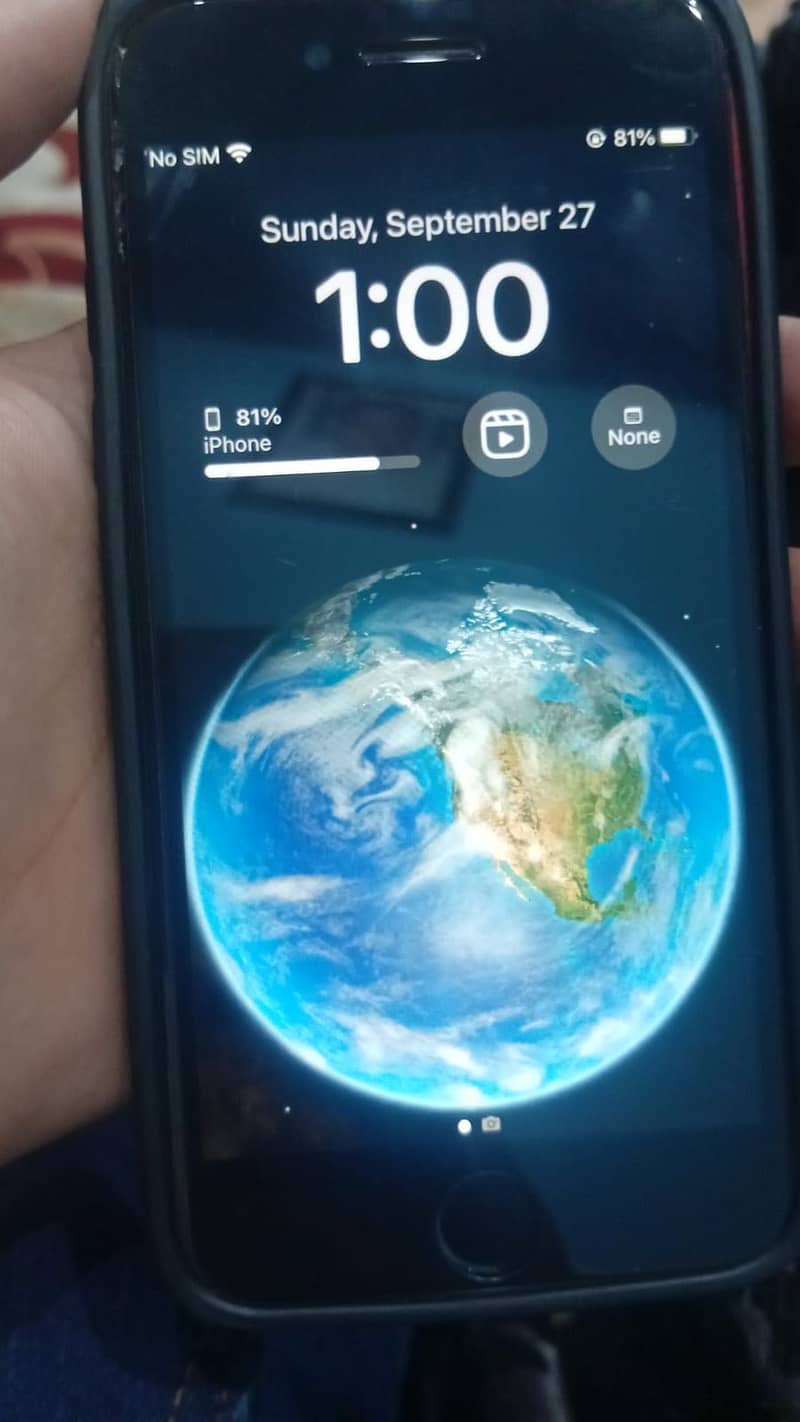 Apple iPhone 8 0