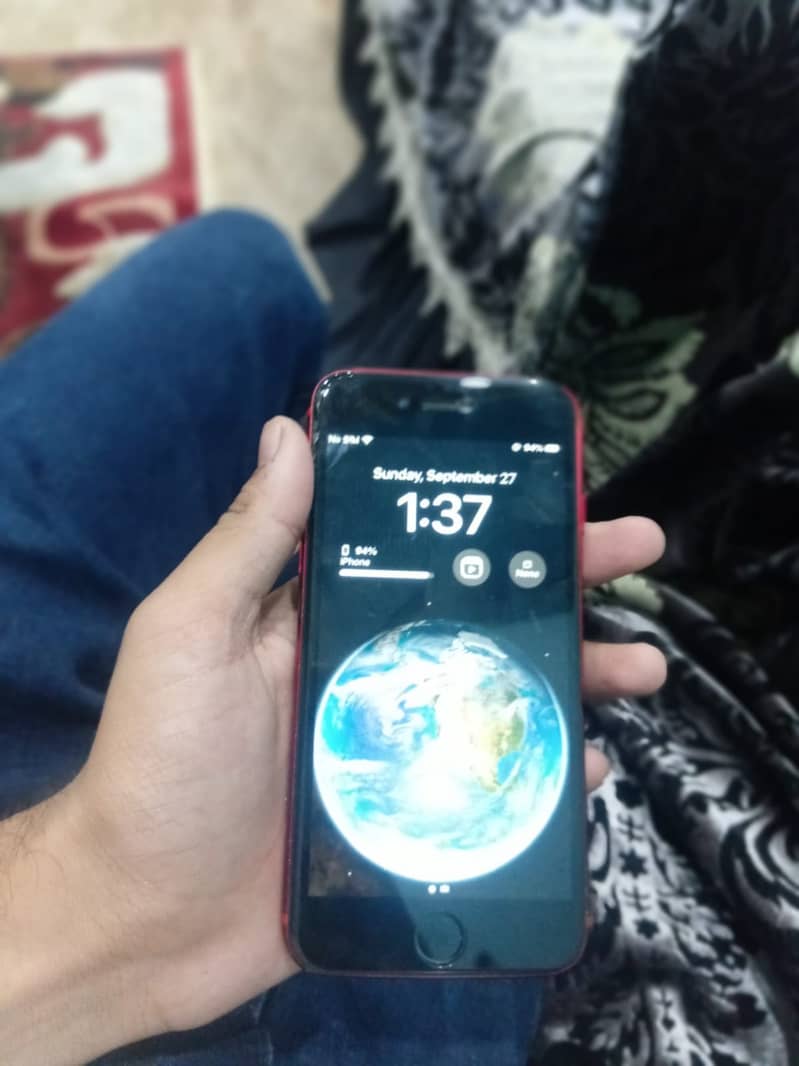 Apple iPhone 8 3
