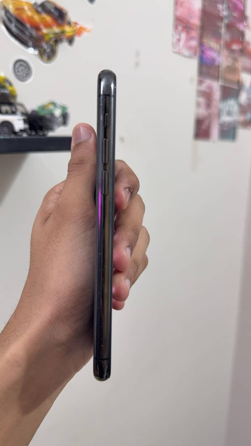 Apple iPhone 11 pro 1