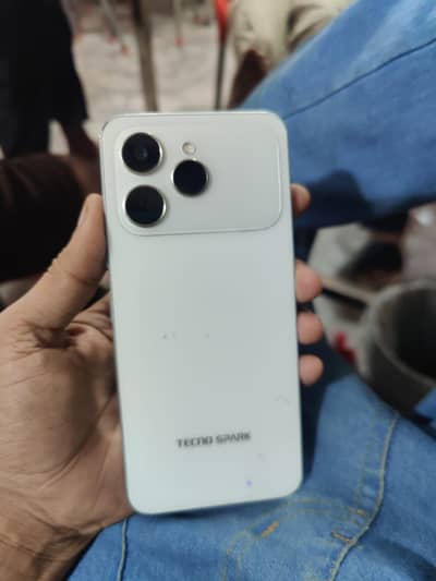 Tecno Spark 4