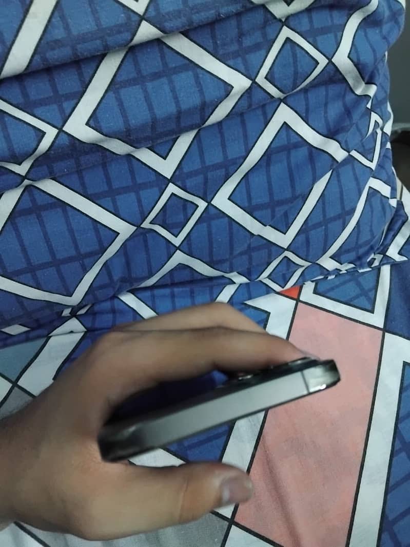 Apple iPhone 12 Pro Max 2