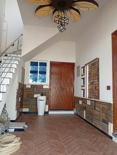 120 Yards Single Storey House Available For Sale