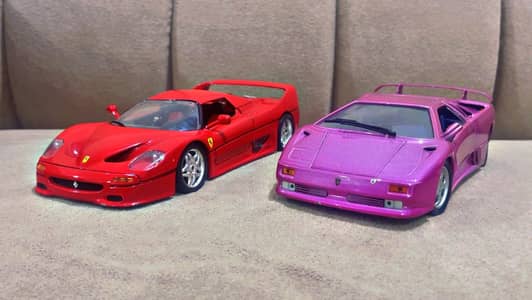 Premium 1:18 Scale Die-Cast Ferrari & Lamborghini
