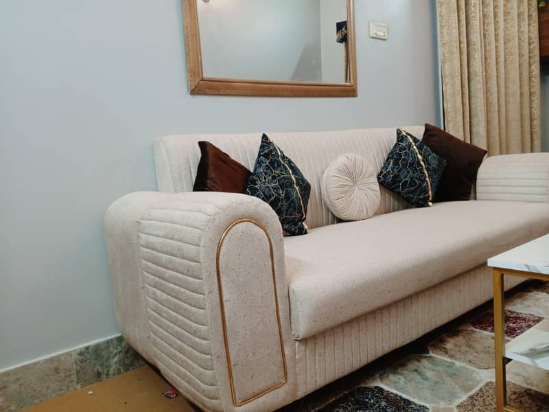 5 SEATER SOFA SET 1