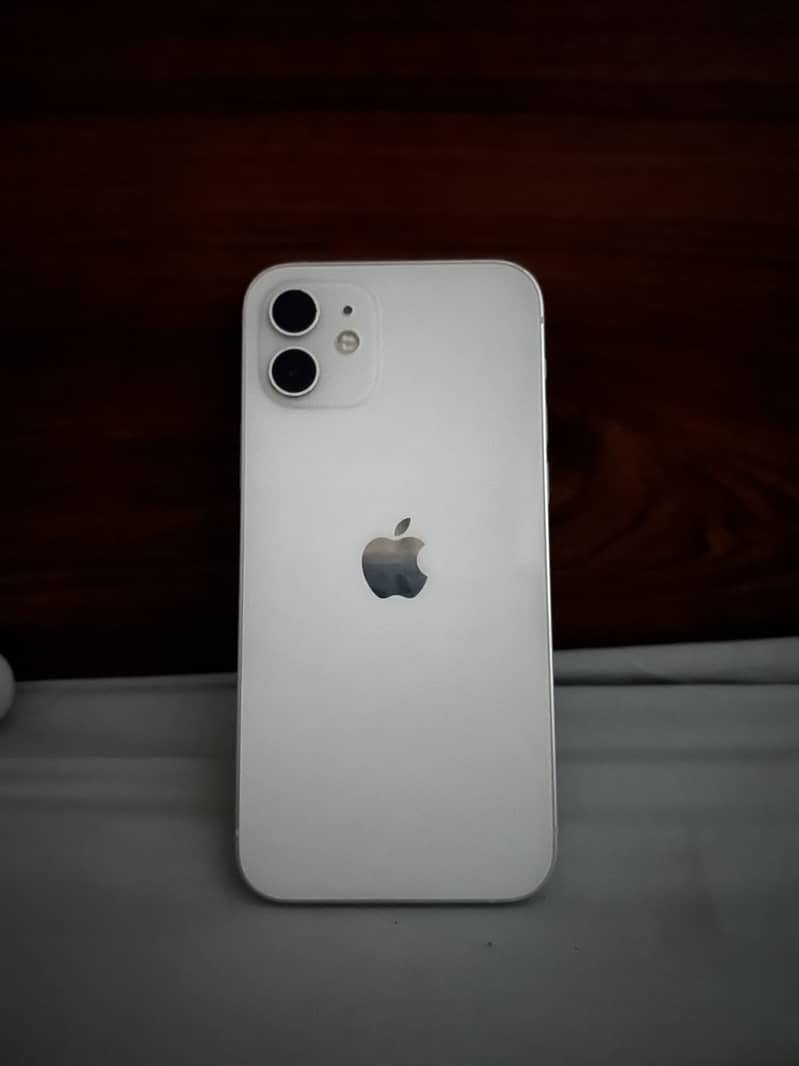 Apple iPhone 12 10