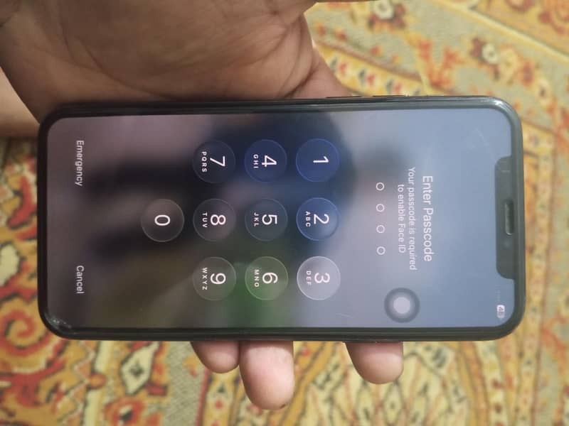 Apple iPhone 11 Pro 2
